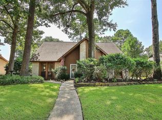 3714 Golden Lake Dr, Kingwood, TX 77345