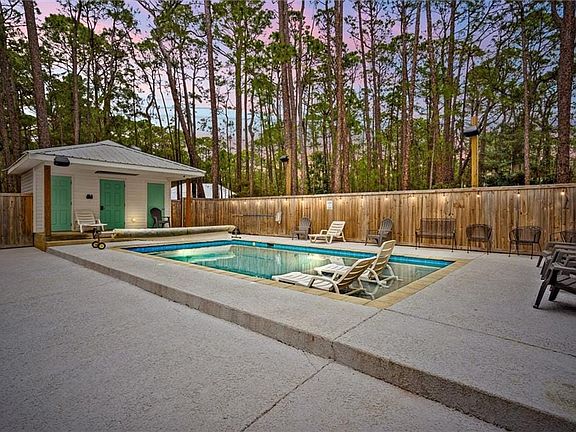 2nd image of 900 Lavigne Pl