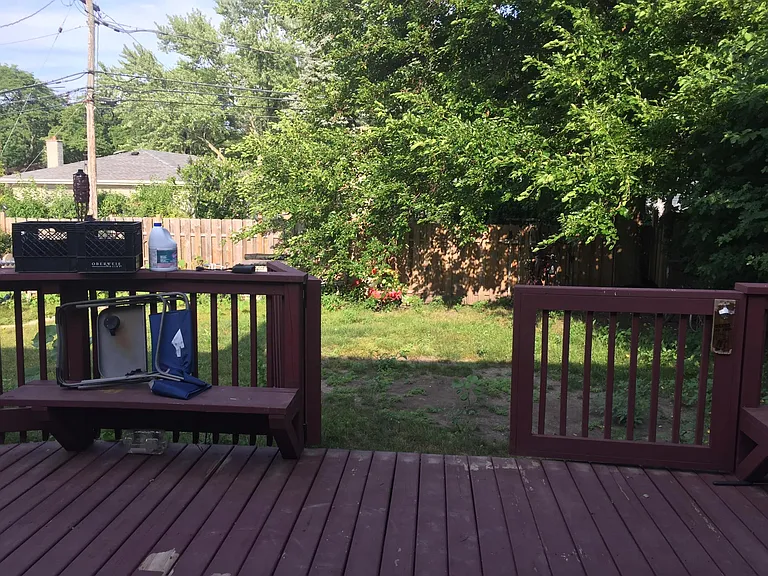 9933 Keystone Ave — Photo 3