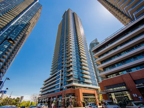 2212 Lake Shore Blvd W #1010, Toronto, ON M8V 0C2