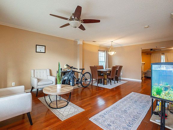 5th image of 300 Summer Bend Rd