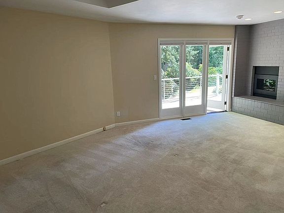 5th image of 23922 SE 25th Ct