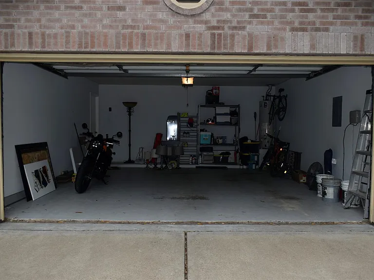 10519 N Newpark Dr — Photo 21