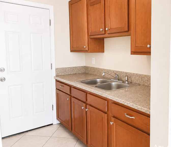 1538 N Uinta St — Photo 8