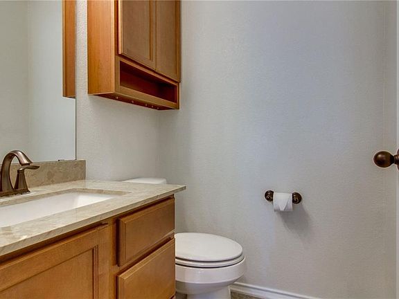 5th image of 404 Buttercup Creek Blvd APT 18