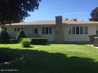 122 4th Ave SE, Spring Grove, MN 55974