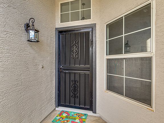5th image of 310 E Constitution Dr
