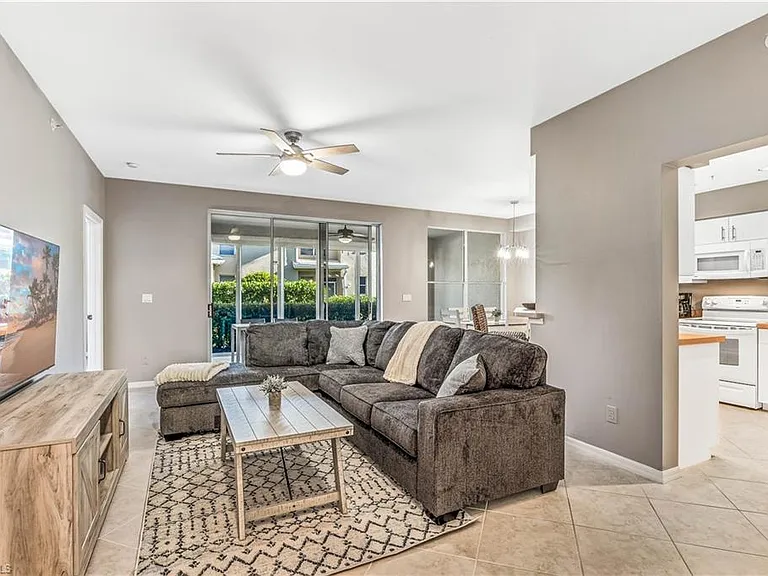 24827 Lakemont Cove Ln #101 — Photo 5