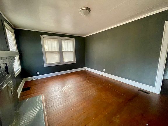 4th image of 2368 Boyd Rd