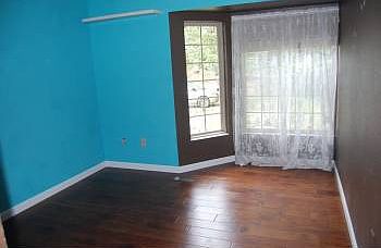 5th image of 118 Haman Ln W