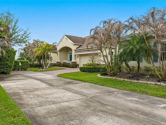 4th image of 7239 E Village Sq