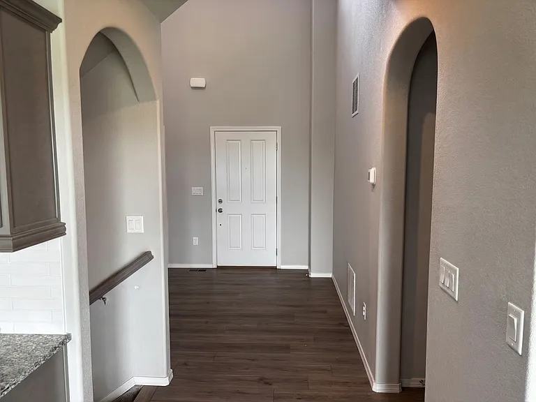 9377 Mayflower Gulch Way — Photo 15