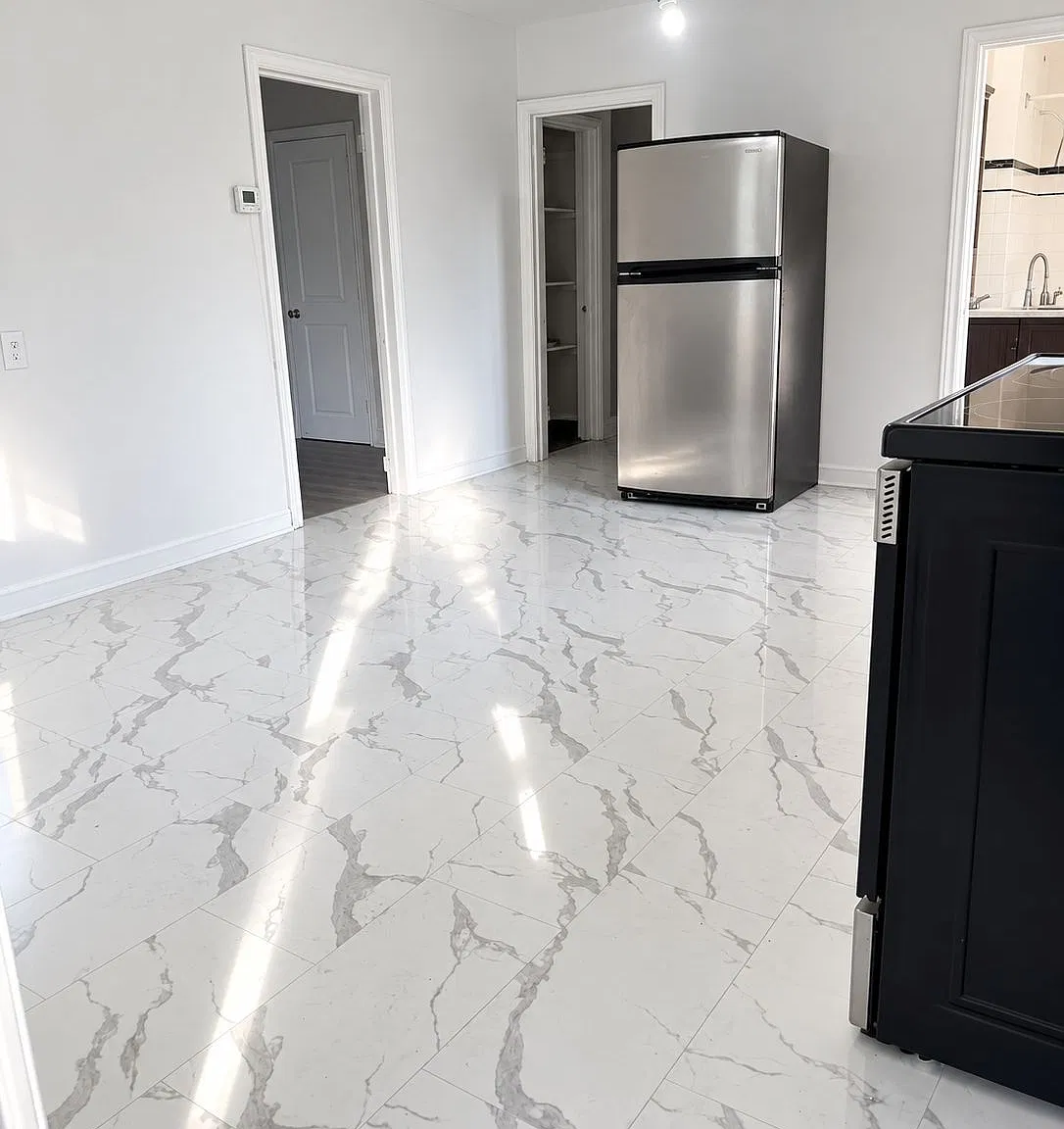 4 bed, $3,495 — Photo 1