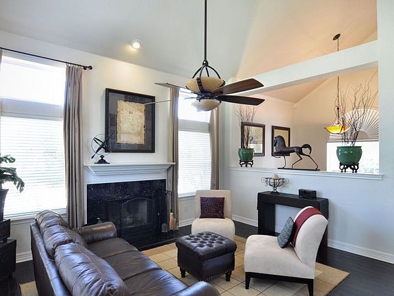 5th image of 4428 Waterford Dr