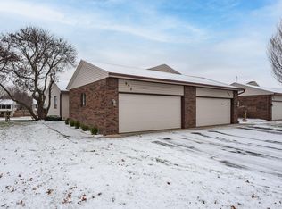 952 Amberwood West Dr SW, Byron Center, MI 49315