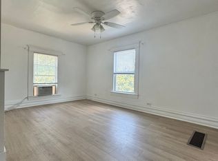435 1/2 N Pine St #2, Lansing, MI 48906