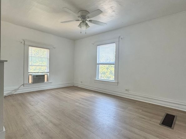 435 1/2 N Pine St #2