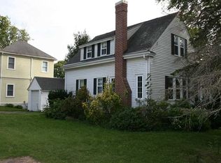 62 Proctor Ave, East Greenwich, RI 02818