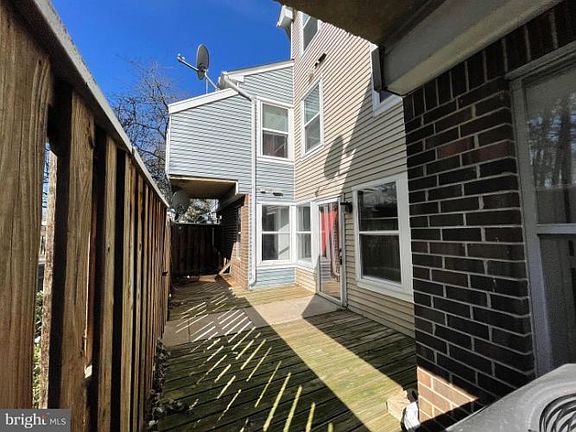4th image of 4463 Pembrook Village Dr #149