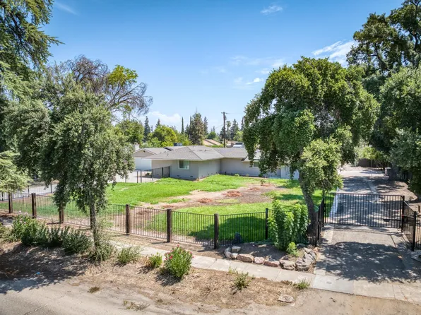 4832 N Fruit Ave, Fresno, CA 93705