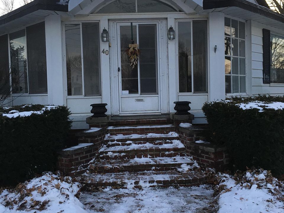 1st image of 40 W Burdick St