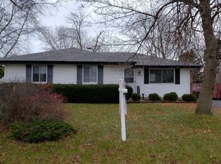 6915 Middle Rd, Racine, WI 53402