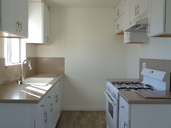 5th image of 16722 Algonquin St APT D