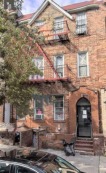 1st image of 915 42nd St