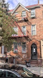 915 42nd St, Brooklyn, NY, 11219
