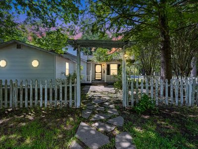 211 E Bonham St, Jefferson, TX, 75657