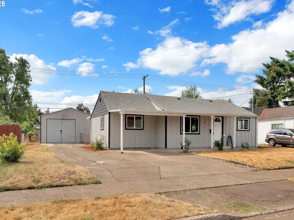 2665 E St, Springfield, OR 97477