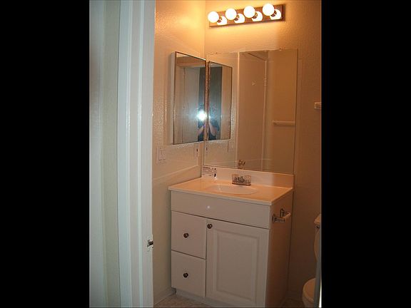 3rd image of 4331 53rd St APT 13