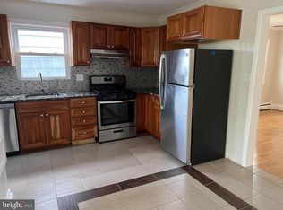 166 Stockton St, Hightstown, NJ 08520