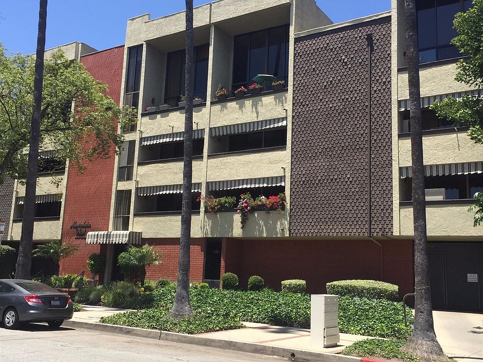 1st image of 125 W Mountain St APT 308