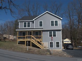 17 Maple St, Glenham, NY 12527