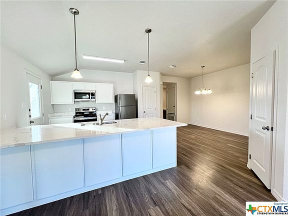 3rd image of 126 Dolphin Dr
