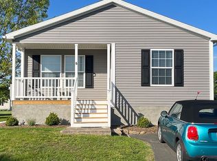 5 Sunset Ct, Belvidere, NJ 07823