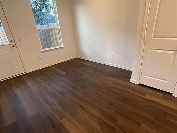 5th image of 10226 Clearwick St