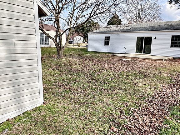 3rd image of 29284 Corbin Pkwy