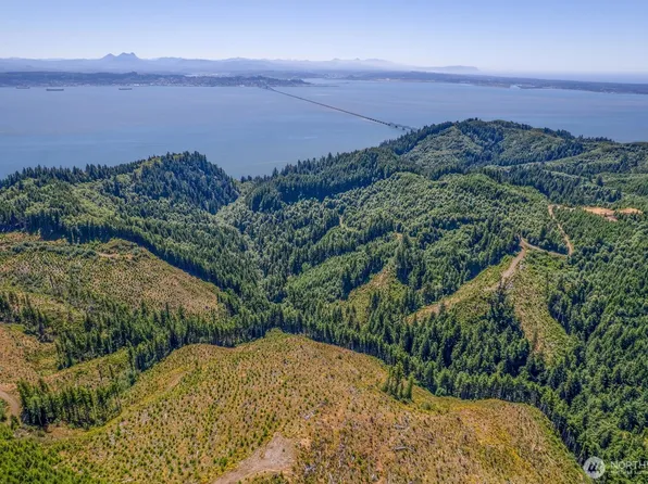 1 State Route 4, Chinook, WA 98614