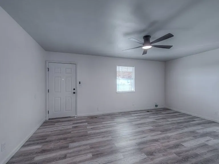 1131 S 124th East Ave — Photo 2