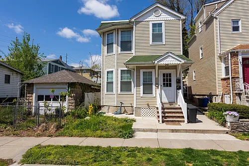 199 Van Winkle St #2 Photo 1