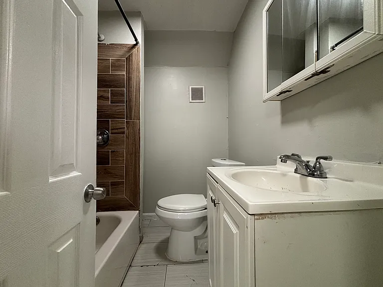 62 Miller St #1 — Photo 7