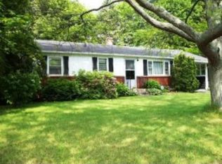 14 Carlson Rd, Hampton, NH 03842