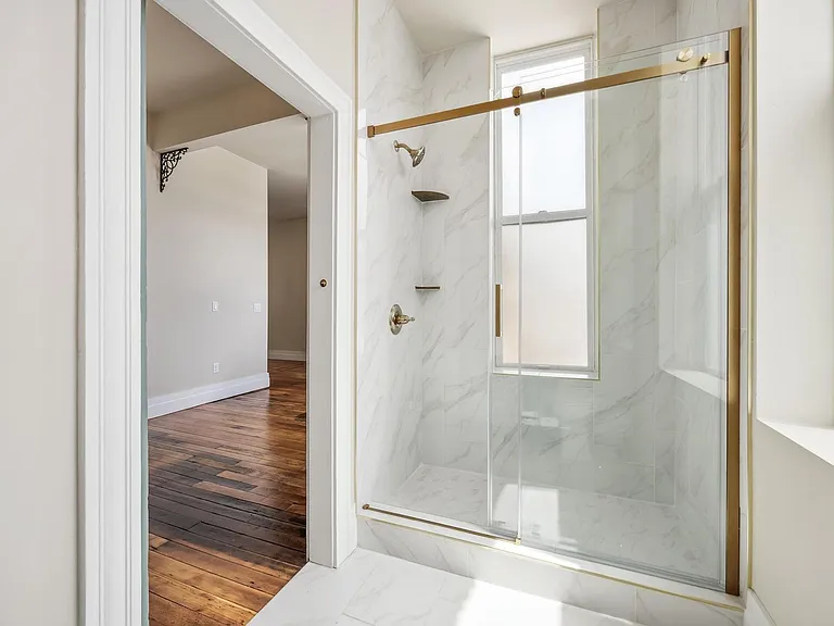 144 W Park St — Photo 8