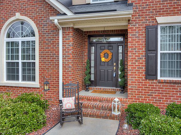 5th image of 2072 Wythe Dr