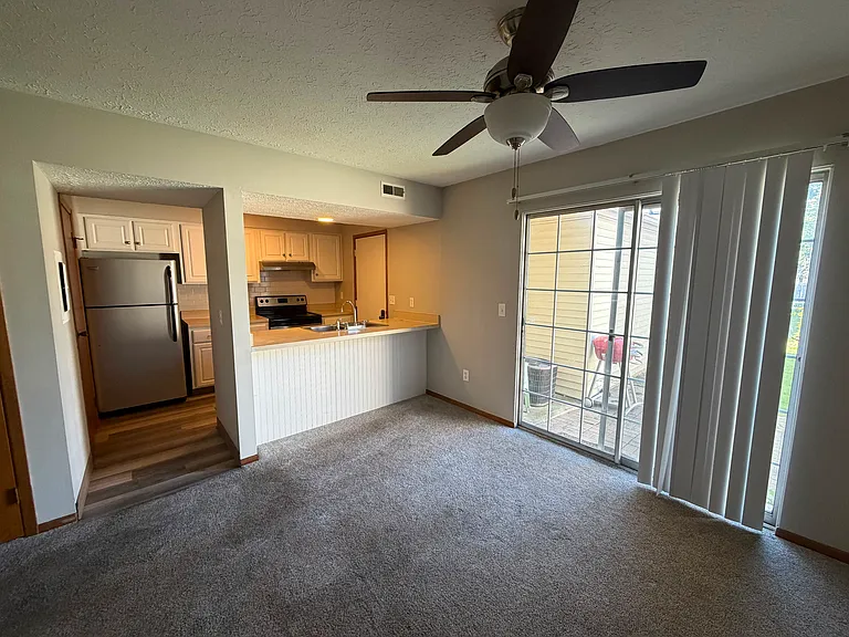 1762 Queensbridge Dr #1 — Photo 6