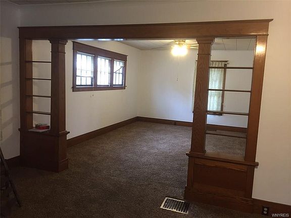 3rd image of 31 N Willow St
