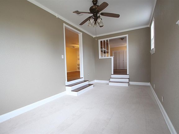 4th image of 4023 Magnolia St
