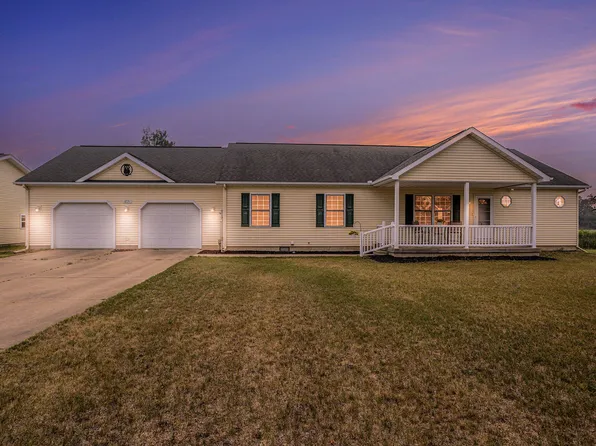 1851 Case Dr, Union City, MI 49094